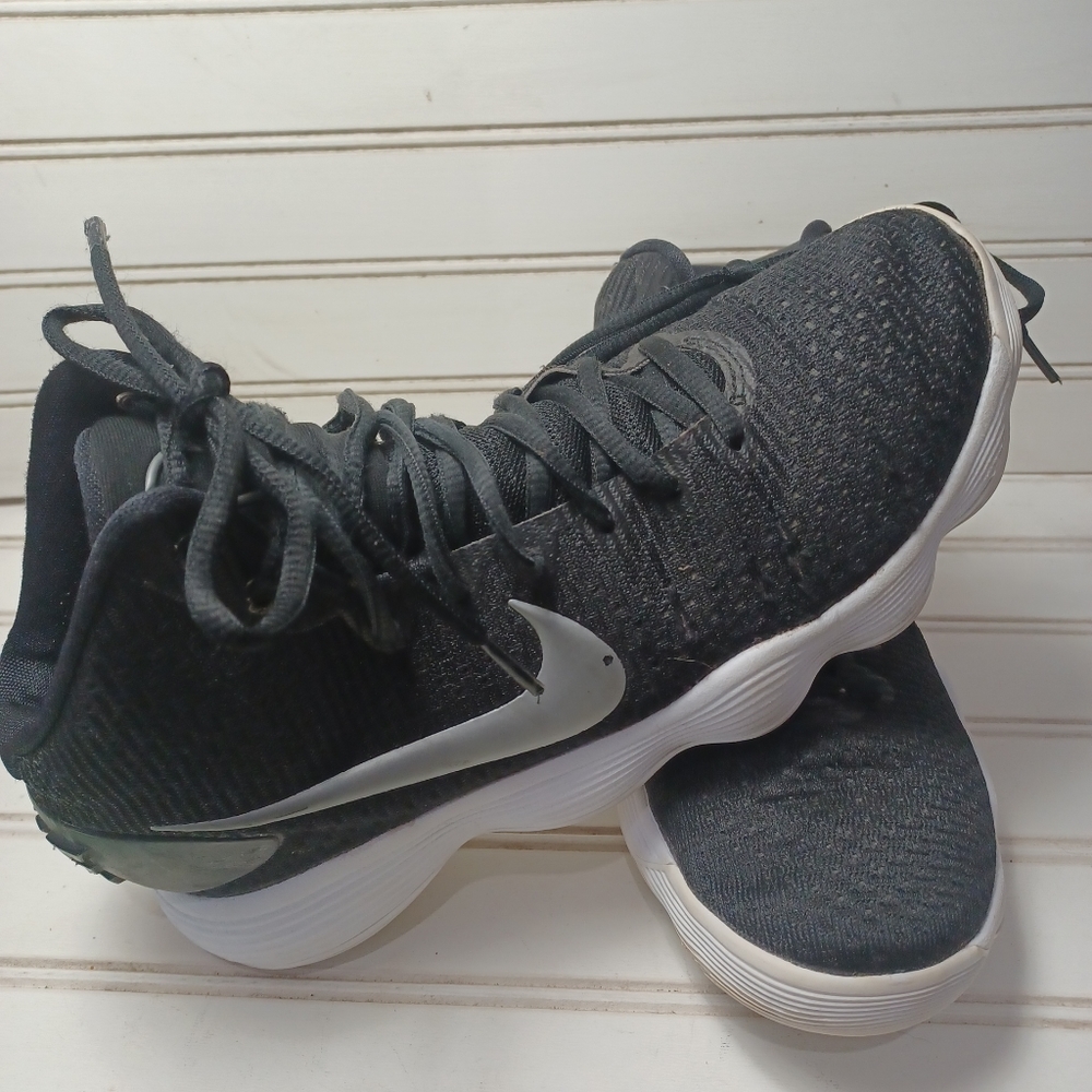 Nike Womens Hyper Dunk Basketball Shoes Black 897813-001 2017 High Top size 9.5